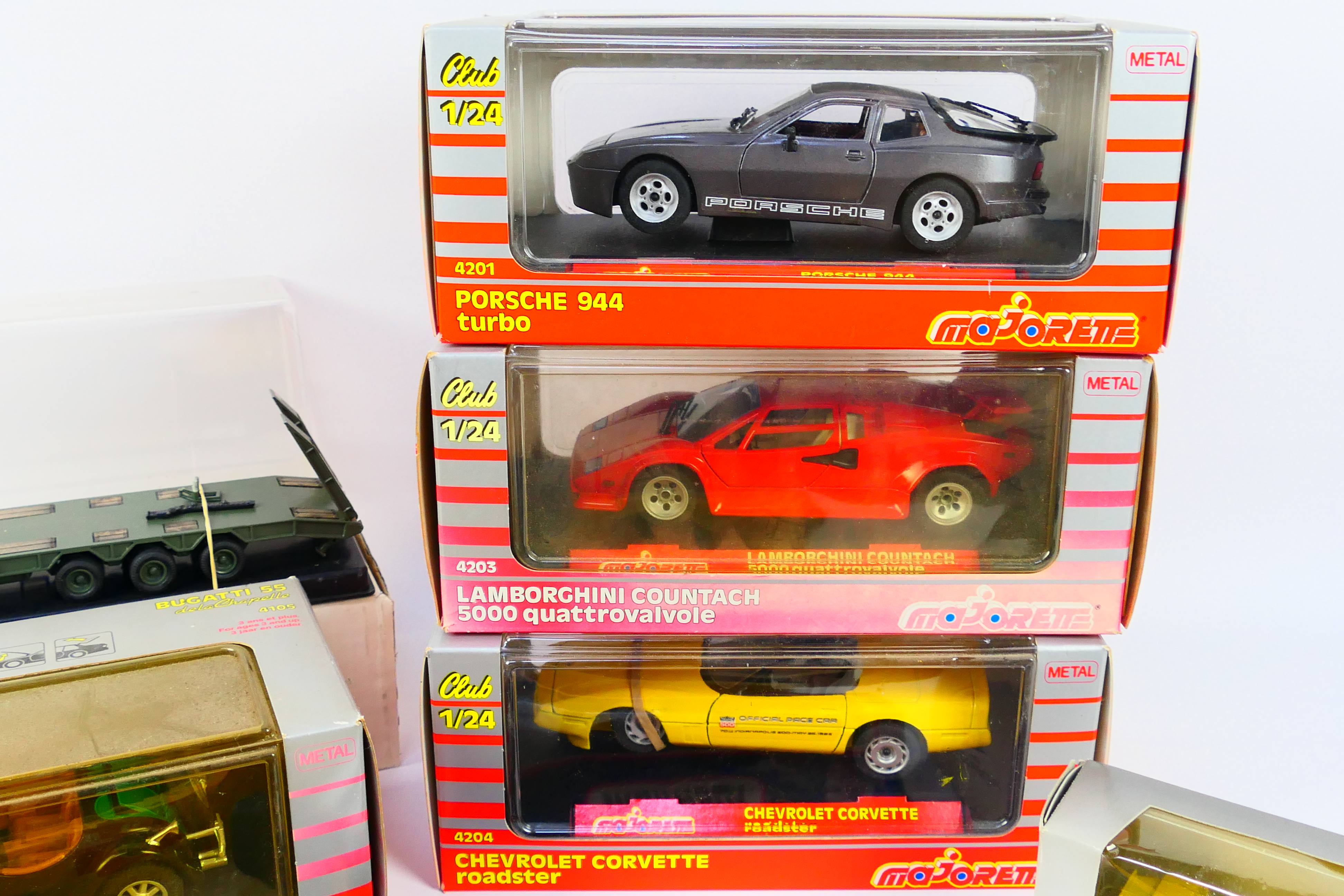 Matchbox - Majorette - Old Cars - Vanguards - 8 x boxed models including Porsche 944 in 1:24 scale, - Image 3 of 5
