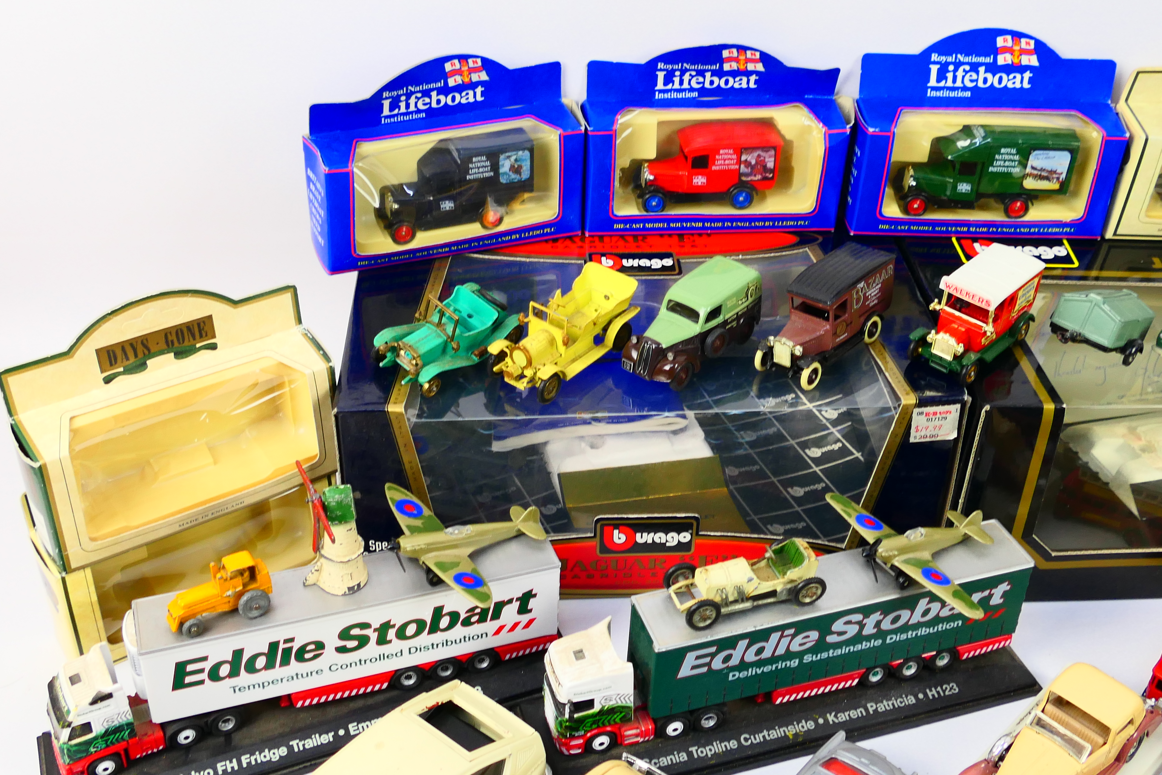 Corgi - Lledo - Bburago - Atlas - A collection unboxed vehicles including Steed's Bentley, - Image 2 of 6