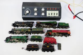 Hornby - Lima - Codar - Other An unboxed collection of OO gauge steam locomotives and tenders,