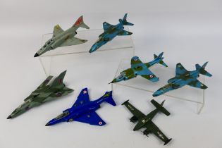Dinky - 7 x military airplanes, 2 x S.E.P.E.C.A.