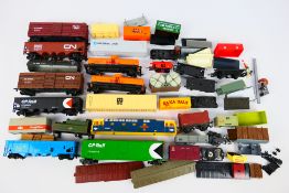 Bachmann, Lima, Wrenn, Airfix - 46 x OO Gauge model railway rolling stock - Lot to includes wagons,