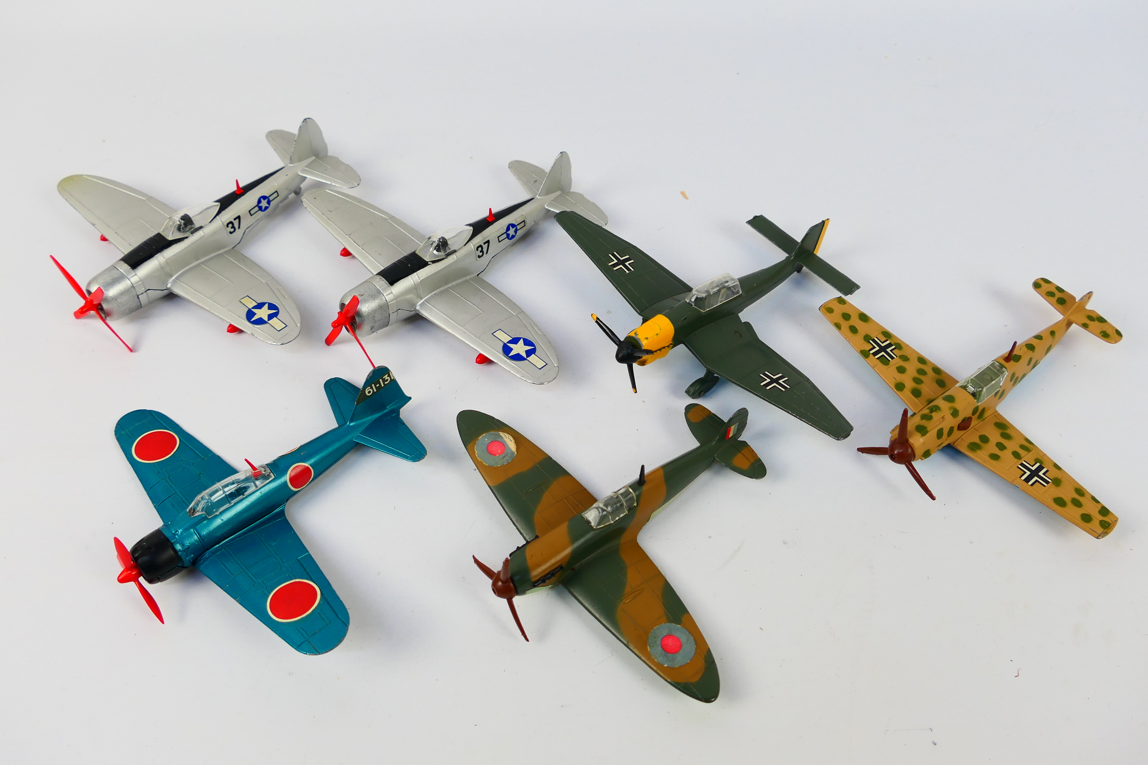 Dinky - 6 x unboxed airplanes including Messerschmitt Bf109E in desert camouflage # 726,