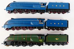 Hornby - Three unboxed Hornby OO gauge Class A4 4-6-2 steam locomotives and tenders which appear