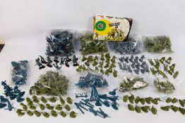 Airfix - A large quantity of mostly unboxed soldiers including British Infantry and Paratroopers,