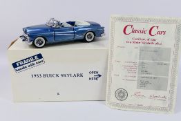 Danbury Mint - Classic Cars - A 1:24 scale 1953 Buick Skylark die-cast model by Danbury Mint -