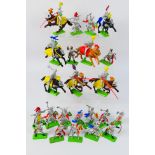 Britains Deetail - A collection of 23 unboxed Britains Deetail Knights.