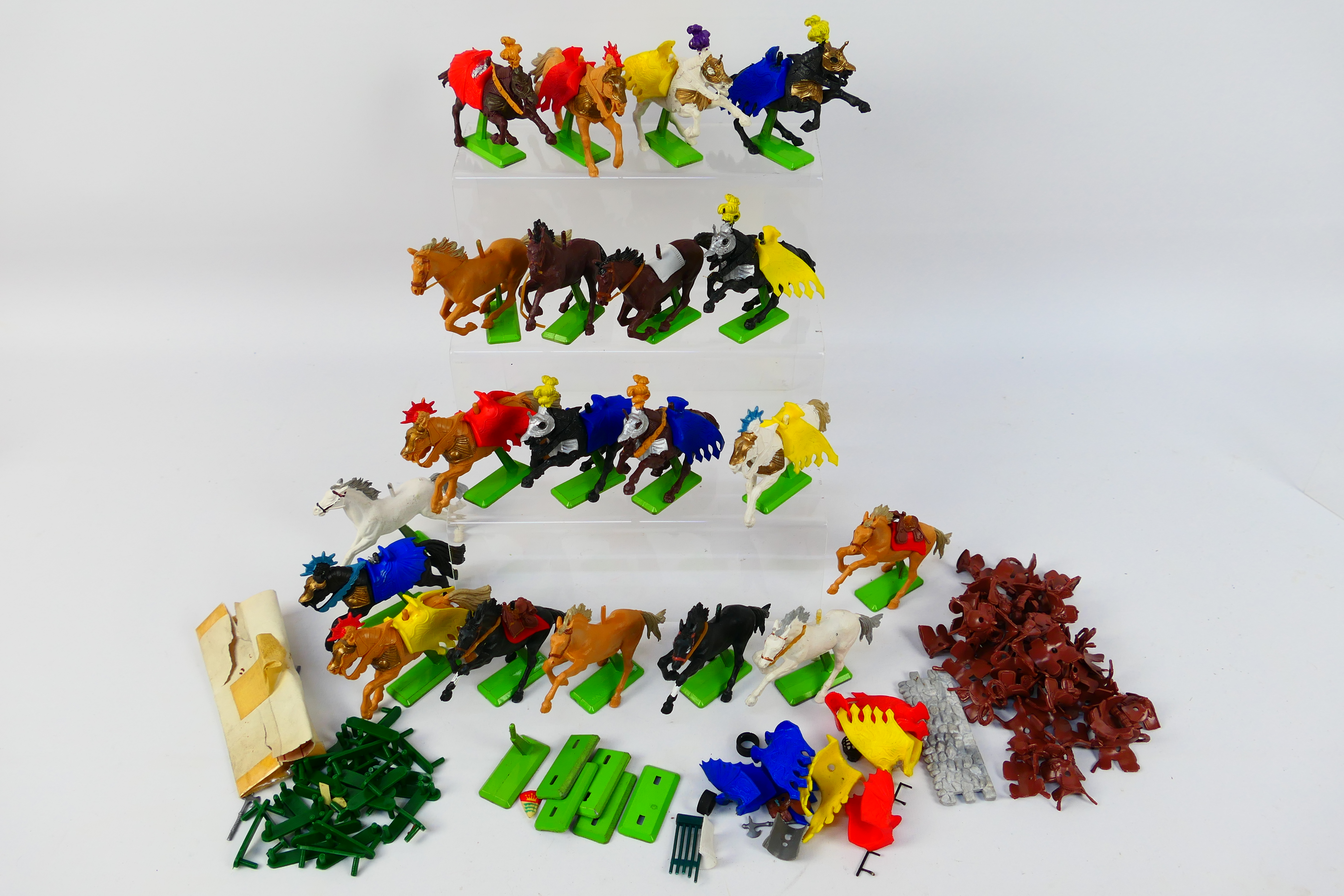 Britains - An unboxed collection of 20 Britains Deetail unfinished horses.