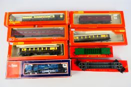 Lima - Triang - Hornby - Rivarossi - A boxed OO gauge steam locomotive and tender with a group of