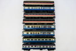 Hornby - Lima - Triang - A rake of eight Inter-City unboxed OO coaches.