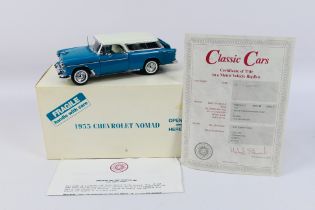 Danbury Mint - Classic Cars - A 1:24 scale 1955 Chevrolet Nomad die-cast model by Danbury Mint -