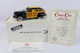 Danbury Mint - Classic Cars - A 1:24 scale 1942 Chrysler Town and Country die-cast model by Danbury