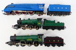 Hornby - Three unboxed Hornby OO gauge steam locomotives and tenders.