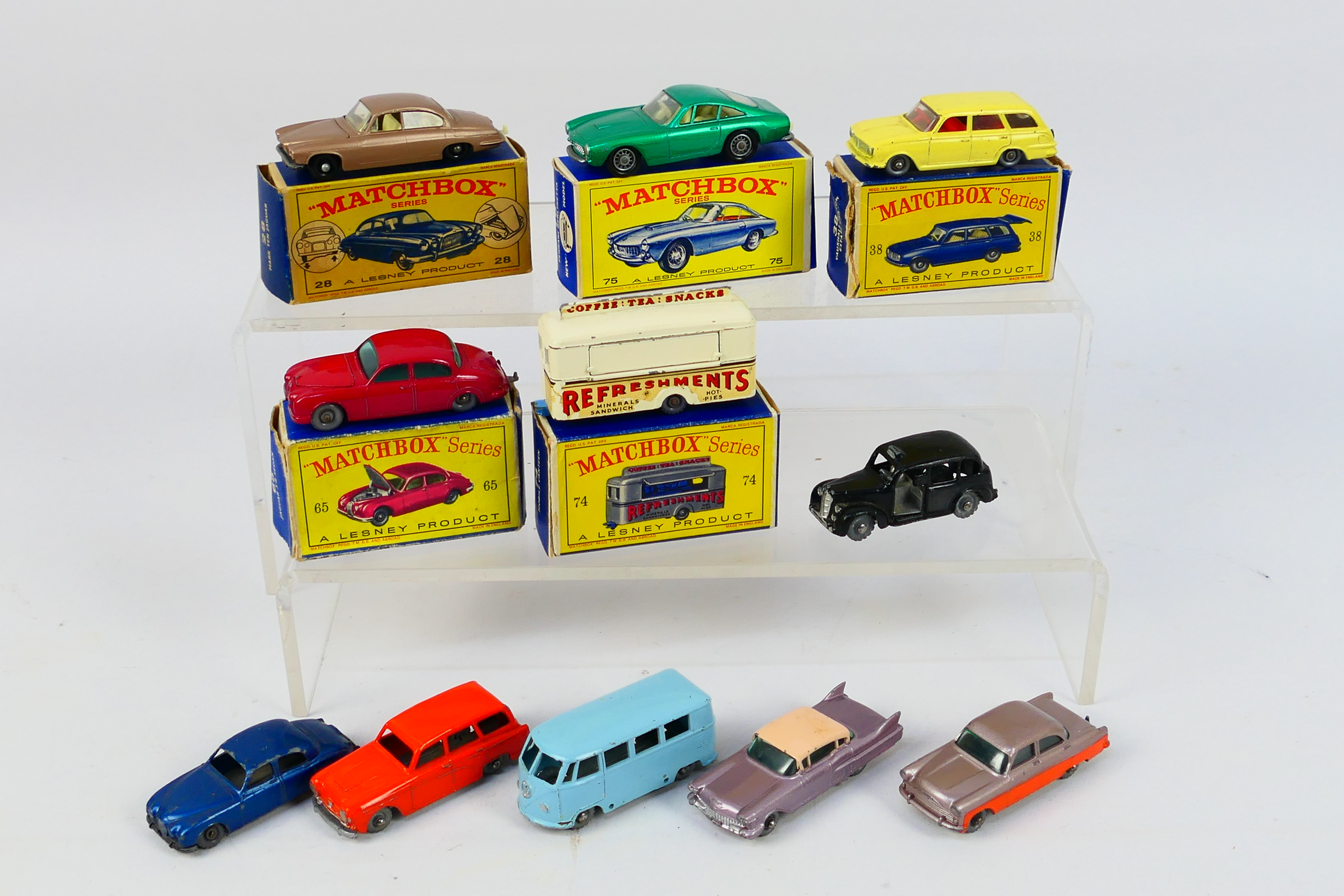 Matchbox - 11 x boxed/unboxed Matchbox die-cast model vehicles - Lot includes a #75 Ferrari