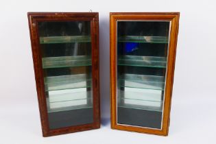 Display Cabinets - 2 small wooden glass fronted display cabinets measuring 48 x 24 x 11 cm with 4 x