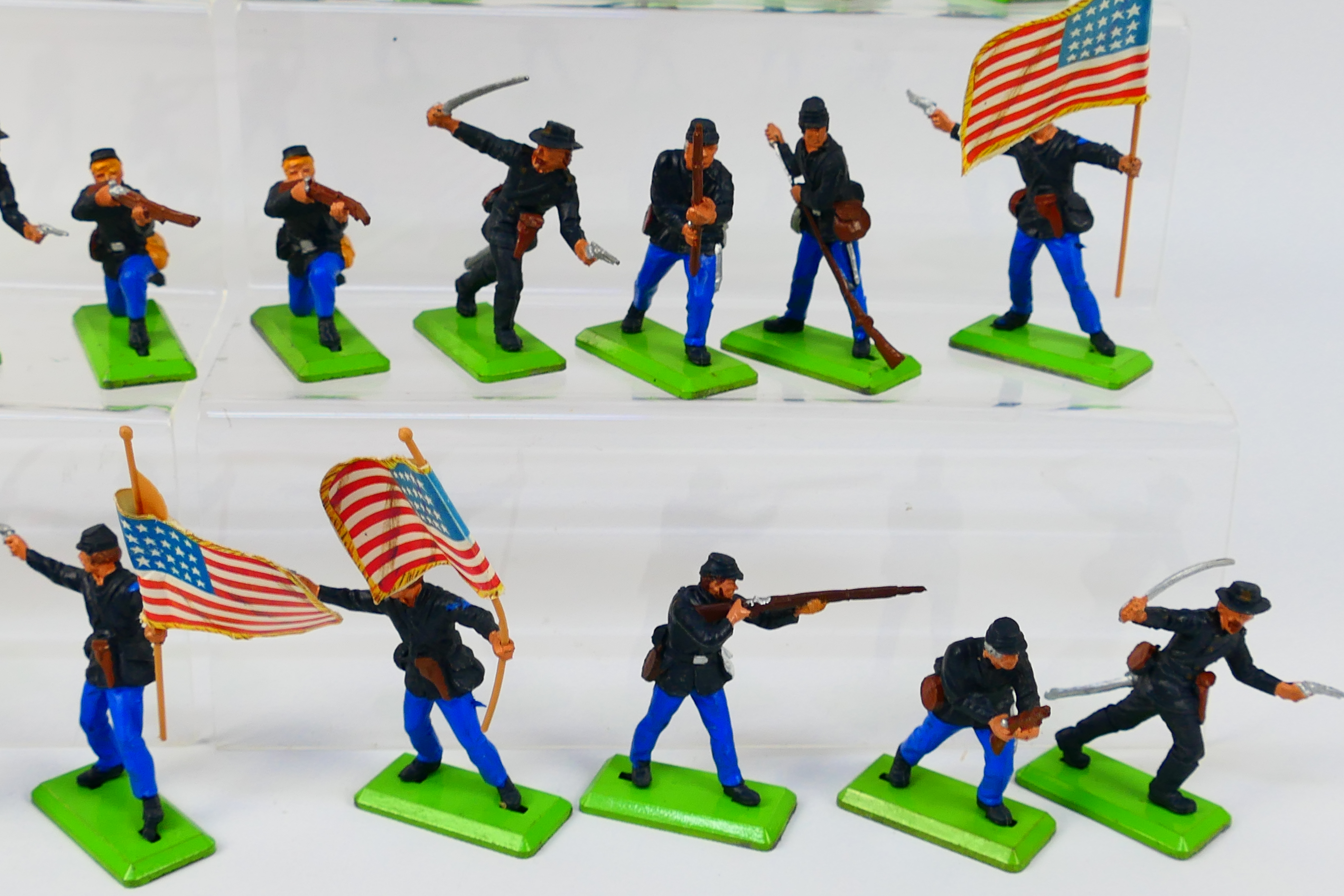 Britains Deetail - An unboxed regiment of 40 Britains Deetail United States Federal Infantry and - Image 6 of 6