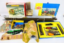 Hornby - A boxed OO gauge tank engine goods set # 2008,