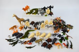 Britains - Over 100 Britains plastic Zoo / Safari Park animals.