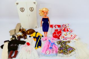 Pedigree - Sindy - Faerie Glen - A 1970s Trendy Girl Sindy in Very Good condition with wardrobe and