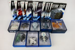 Eaglemoss - Star Trek - 8 x boxed die-cast model Stark Trek Space Ships - Lot includes a Bajoran