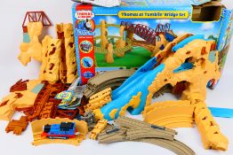 Tomy - A boxed Thomas at Tumblin' Bridge set - Set comes with track, Thomas The Tank Engine train,