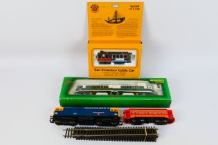 Bachmann - Lima - Mehano - A collection of HO and OO gauge models including a Boeing Vertol street