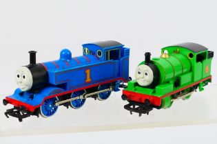 Hornby - 2 x unboxed OO gauge Thomas and Friends locomotives - Lot includes a #R351 Thomas