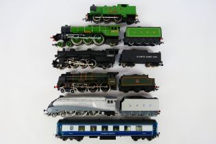 Hornby - Wrenn - Airfix - 5 x unboxed OO gauge locos and 1 x coach including Gresley A4 named
