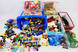 Lego - A large quantity of modern Lego pieces which appear in Very Good condition overall.