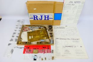 RJH - Lima - A boxed RJH conversion kit for Lima O gauge Class 33 & 26/7 models.