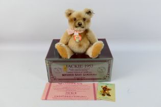 Steiff - A boxed Limited Edition Steiff 'Jackie 1953 Replica Teddy Bear'.