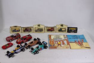 Burago - Polistil - Corgi - Lledo - A collection of five unboxed Burago cars consisting of a