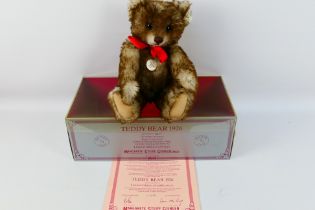 Steiff - A boxed Limited Edition Steiff replica 1926 Teddy Bear.