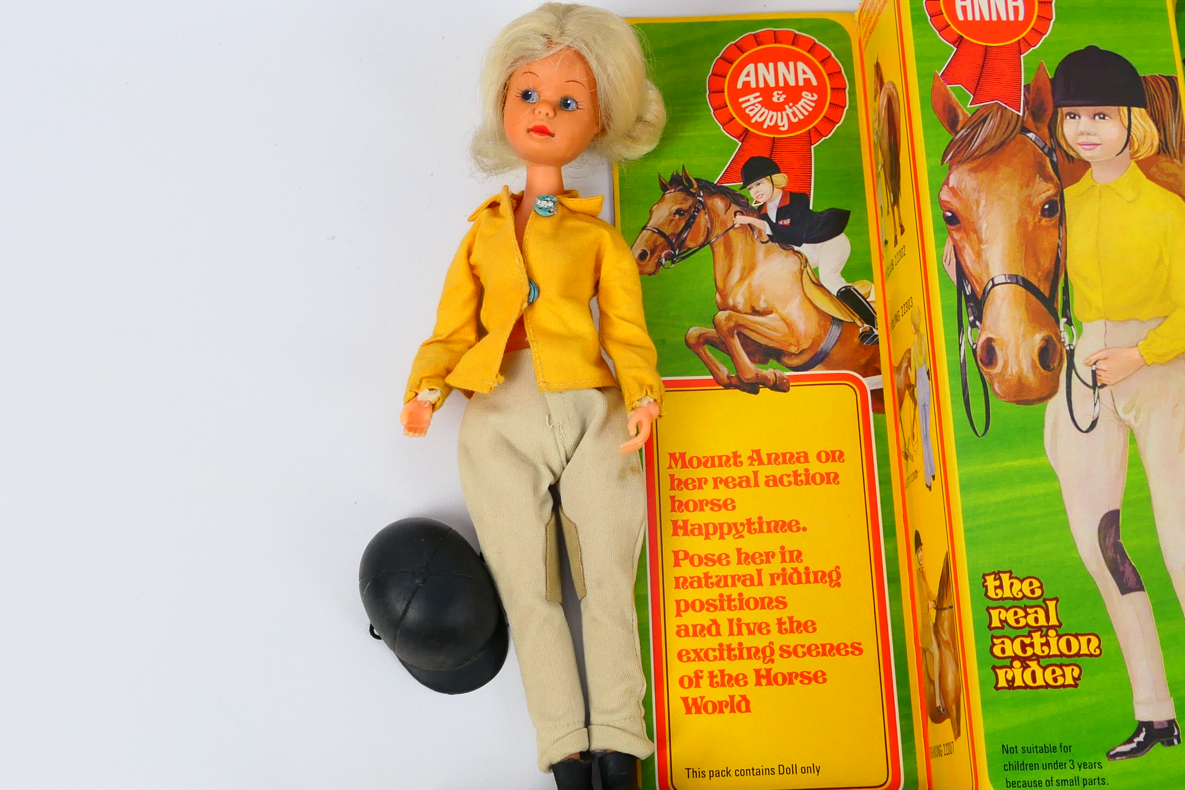 Pedigree - The Champions - A boxed Pedigree 'The Champions' doll with a small collection of boxed - Image 3 of 11