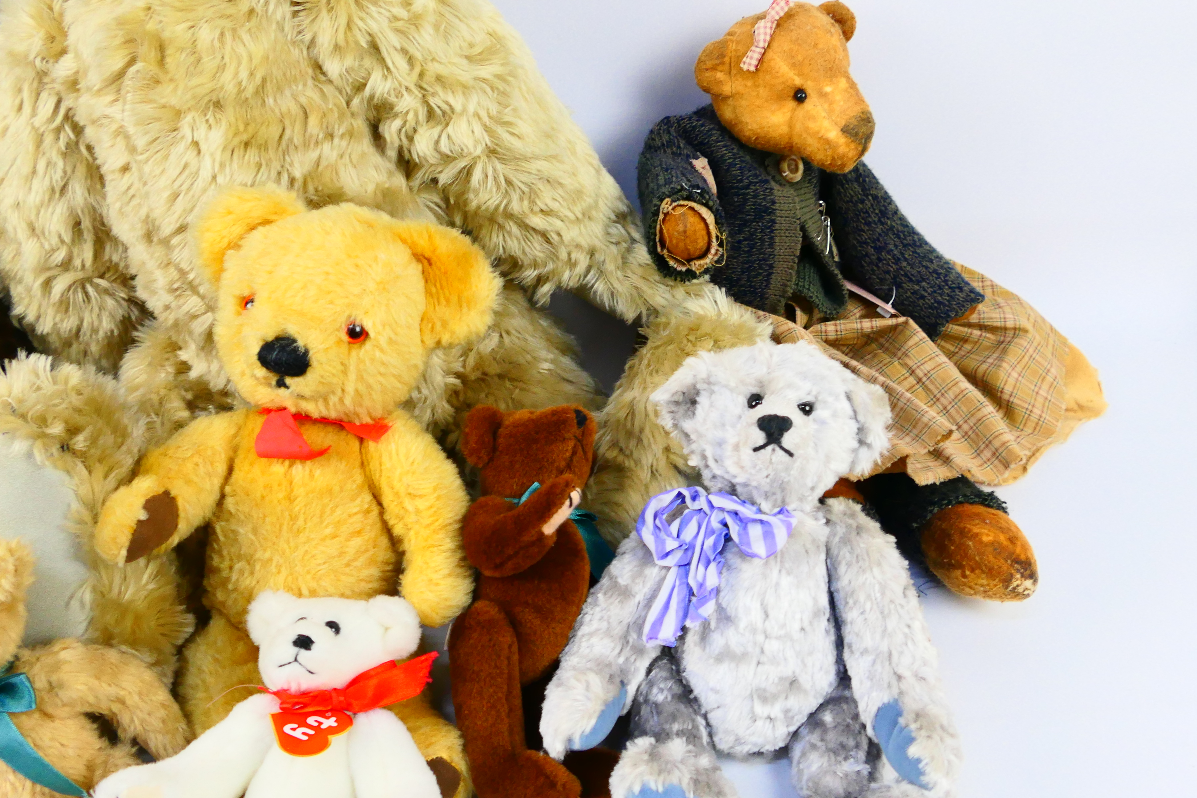 Asquiths - Jo's Bear Emporium - Ty Beanies - Others - A group of artist designed, - Image 5 of 9