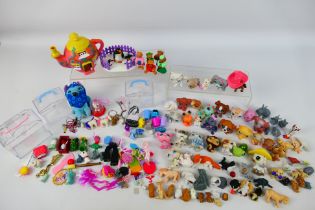 Littlest Pet Shop - Kitty in My Pocket - MEG Others - a large quantity of loose figures and