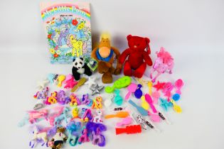 My Little Pony - Hasbro - Others - A My Little Pony 1987 Annual with a collection of loose