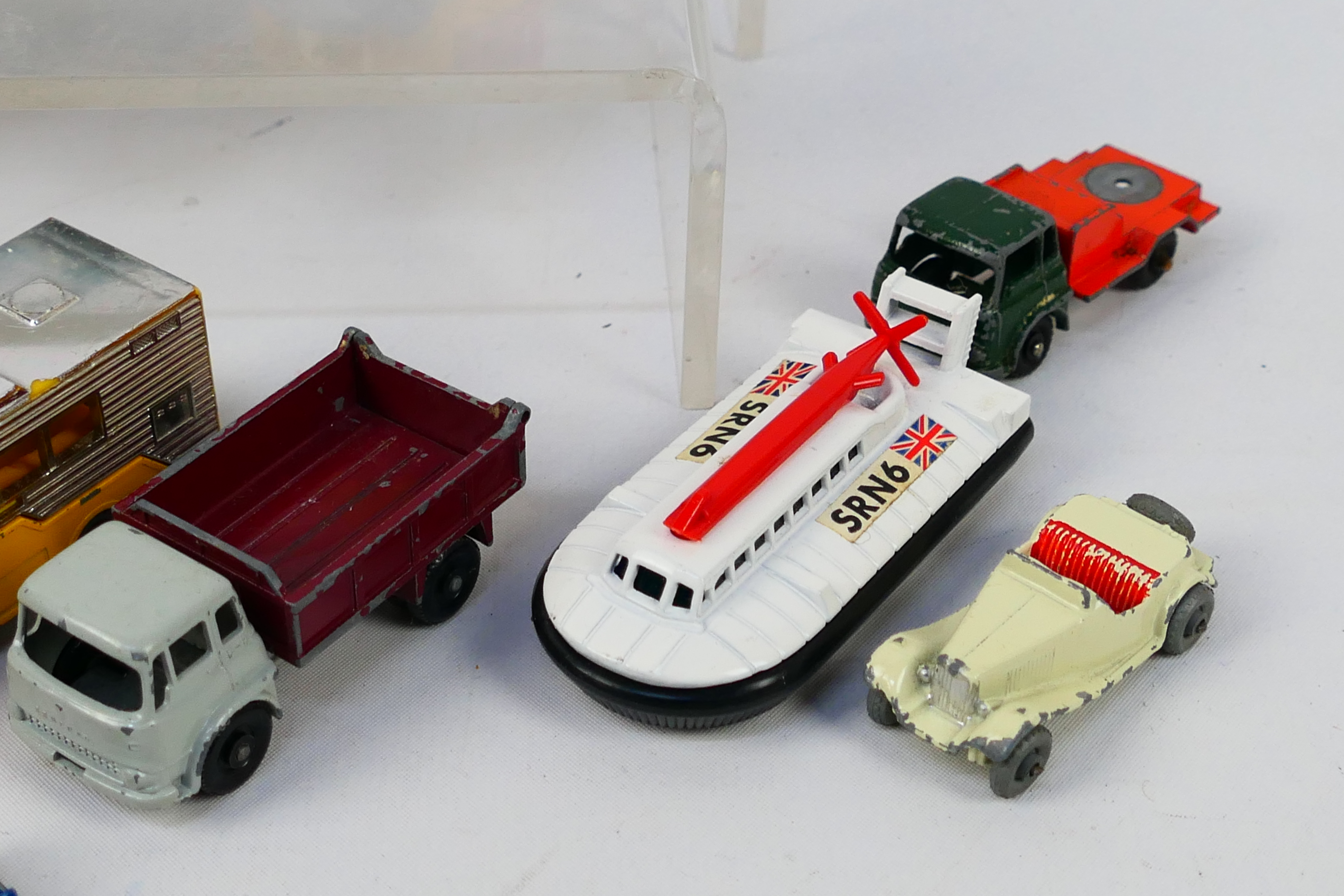 Corgi - Matchbox - Husky - Minix - A group of unboxed vehicles including Ford refuse truck # 7, - Image 8 of 8