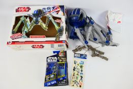 Hasbro - Star Wars - Star Wars The Clone Wars Octuptarra Droid with firing missiles with