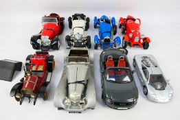 Bburago - Schuco - Maisto - An unboxed group of diecast and tinplate model vehicles in various