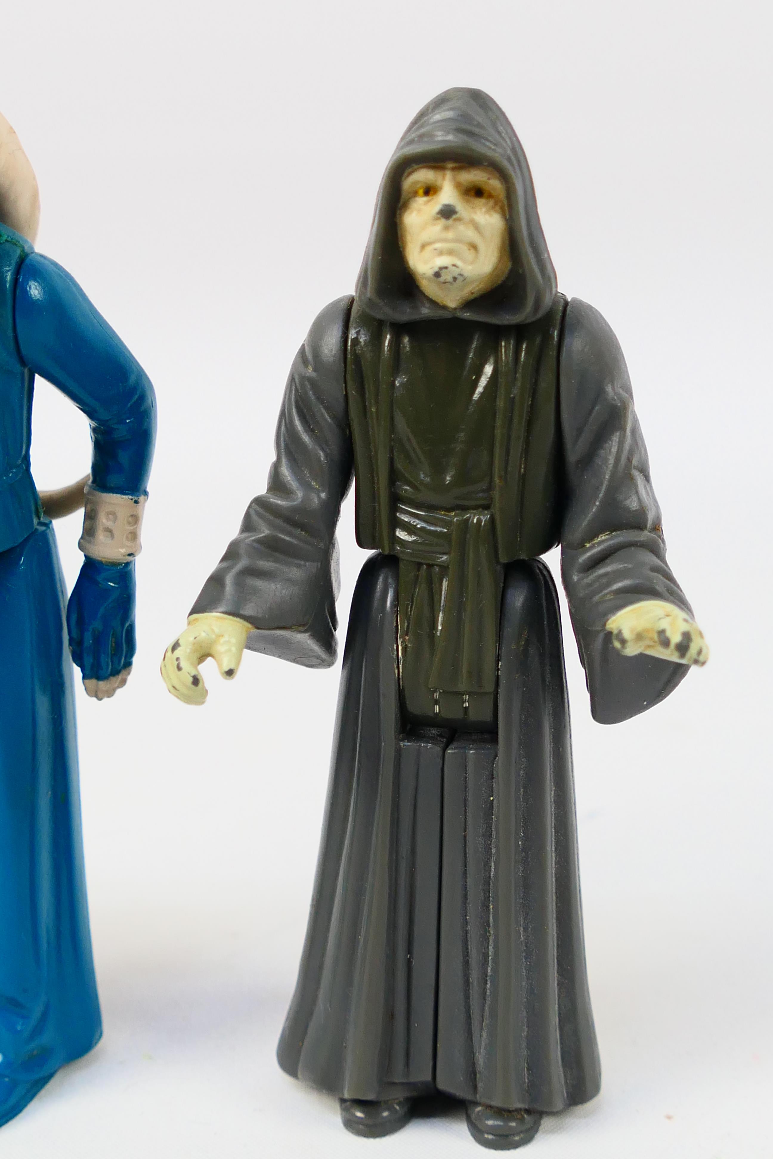 Kenner - Star Wars - A set of three vintage Star Wars action figures comprising of a Snowtrooper - Image 4 of 8