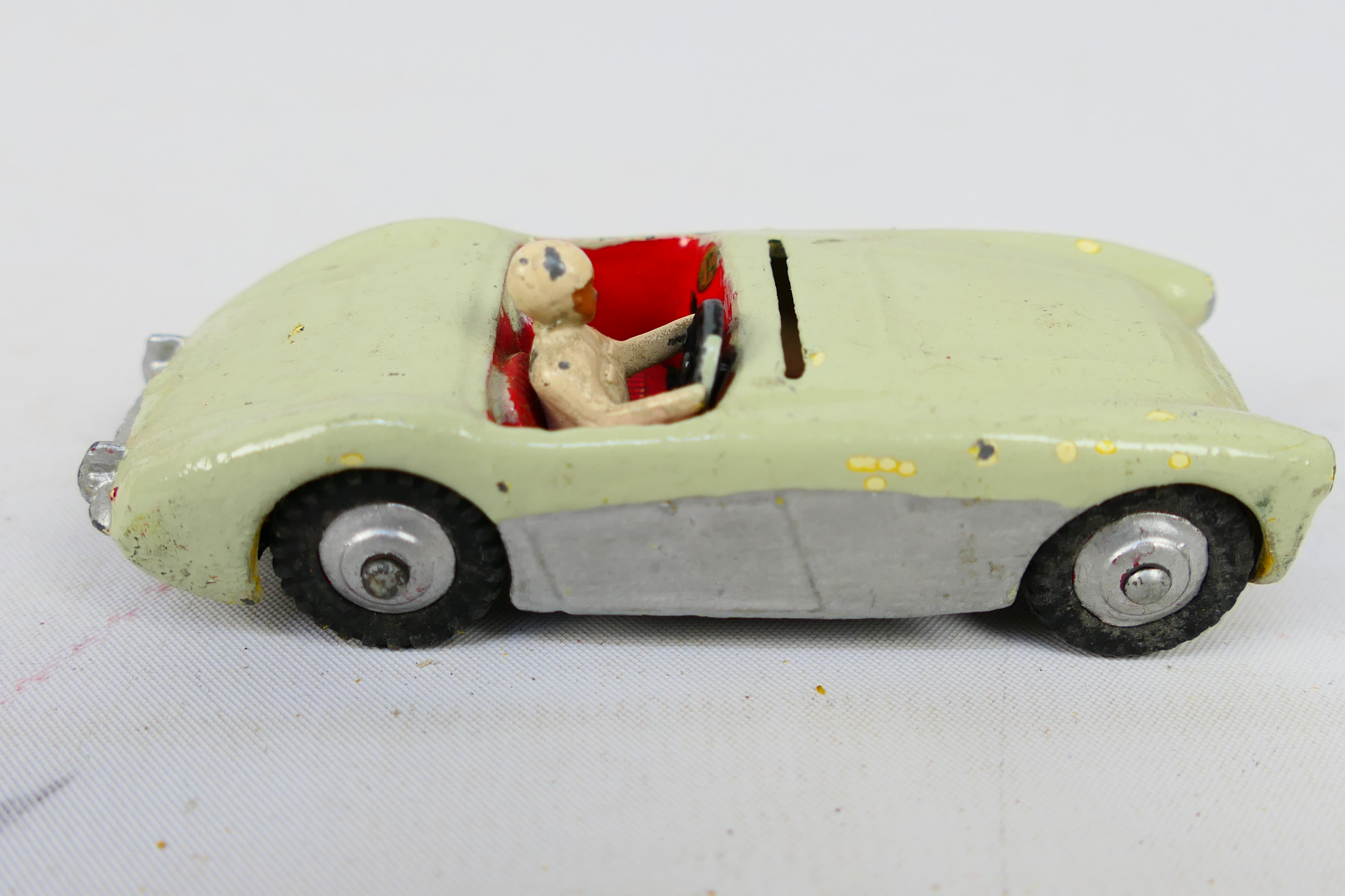 Dinky Toys - A group of repainted Dinky Toys including #109 Austin Healey; #480 Bedford Van; - Image 18 of 20