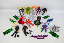 Marvel - Toy Biz - X-Men - A collection of action figures including Mystique,