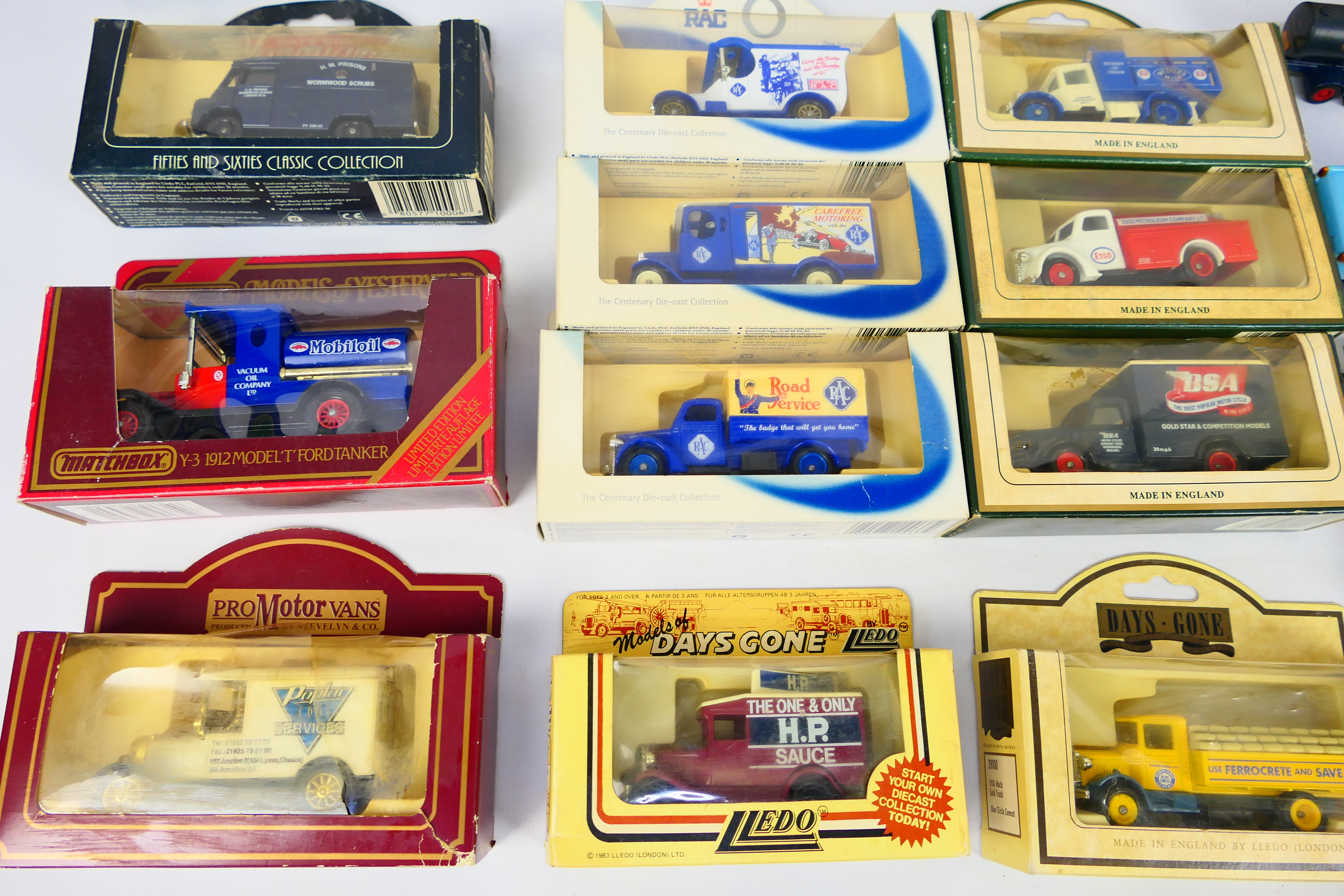 Lledo - Corgi - Matchbox - An assortment of boxed Lledo cars in excellent to near mint condition in - Bild 10 aus 10