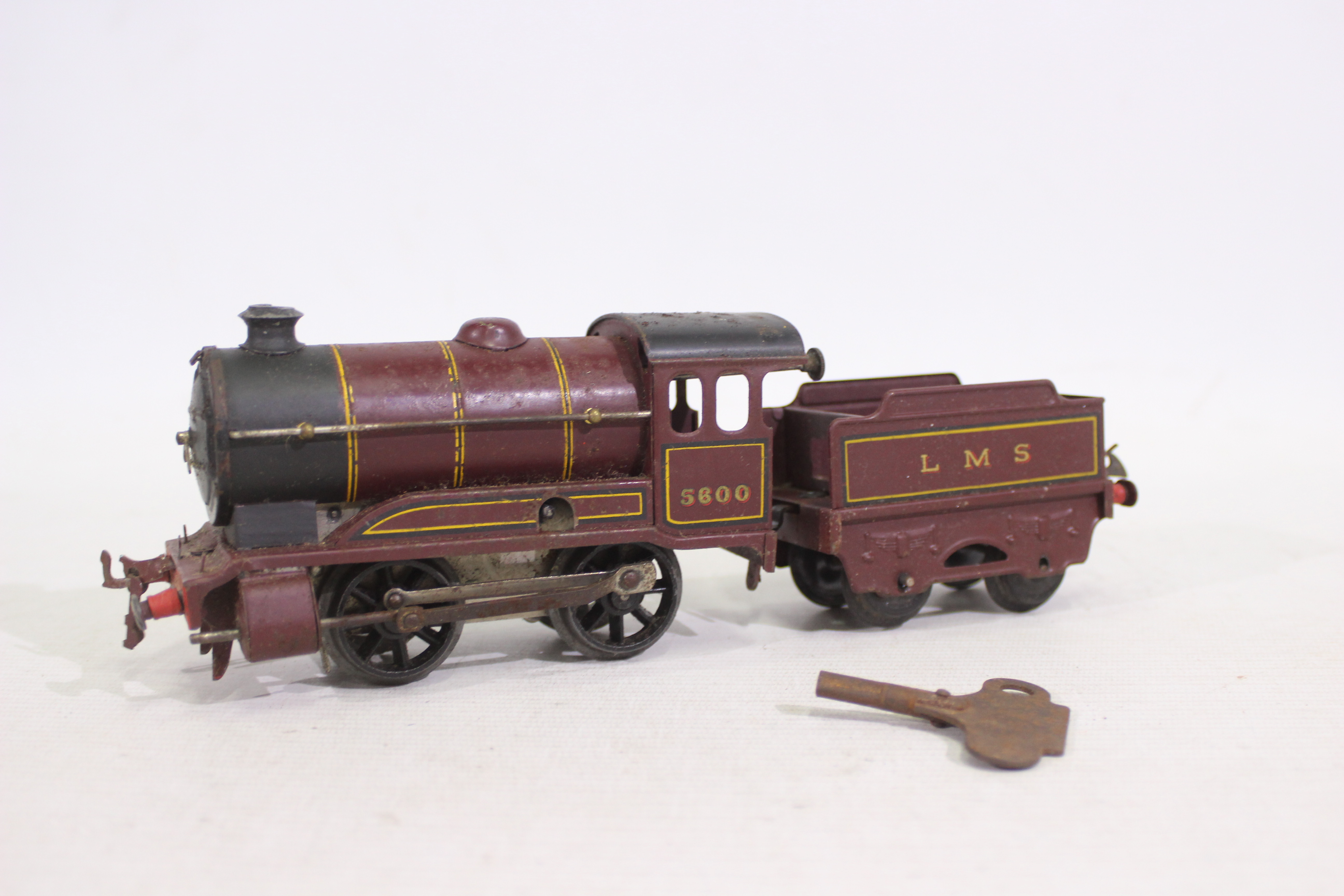 Hornby - A boxed O gauge clockwork Passenger Train Set # 501. - Image 2 of 9