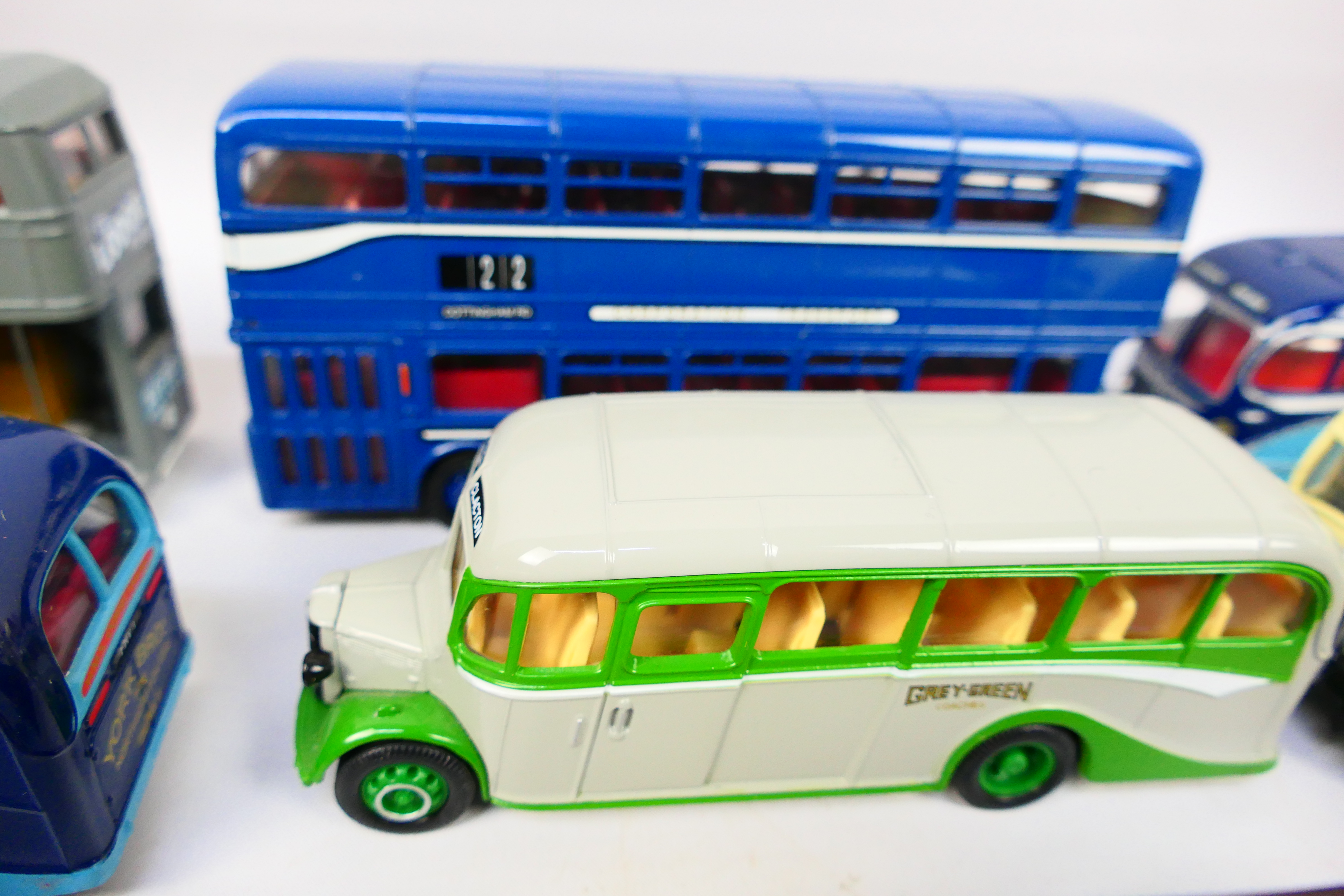 Corgi - Lledo- - A Collection of unboxed Corgi busses and in excellent condition and an assortment - Image 6 of 18