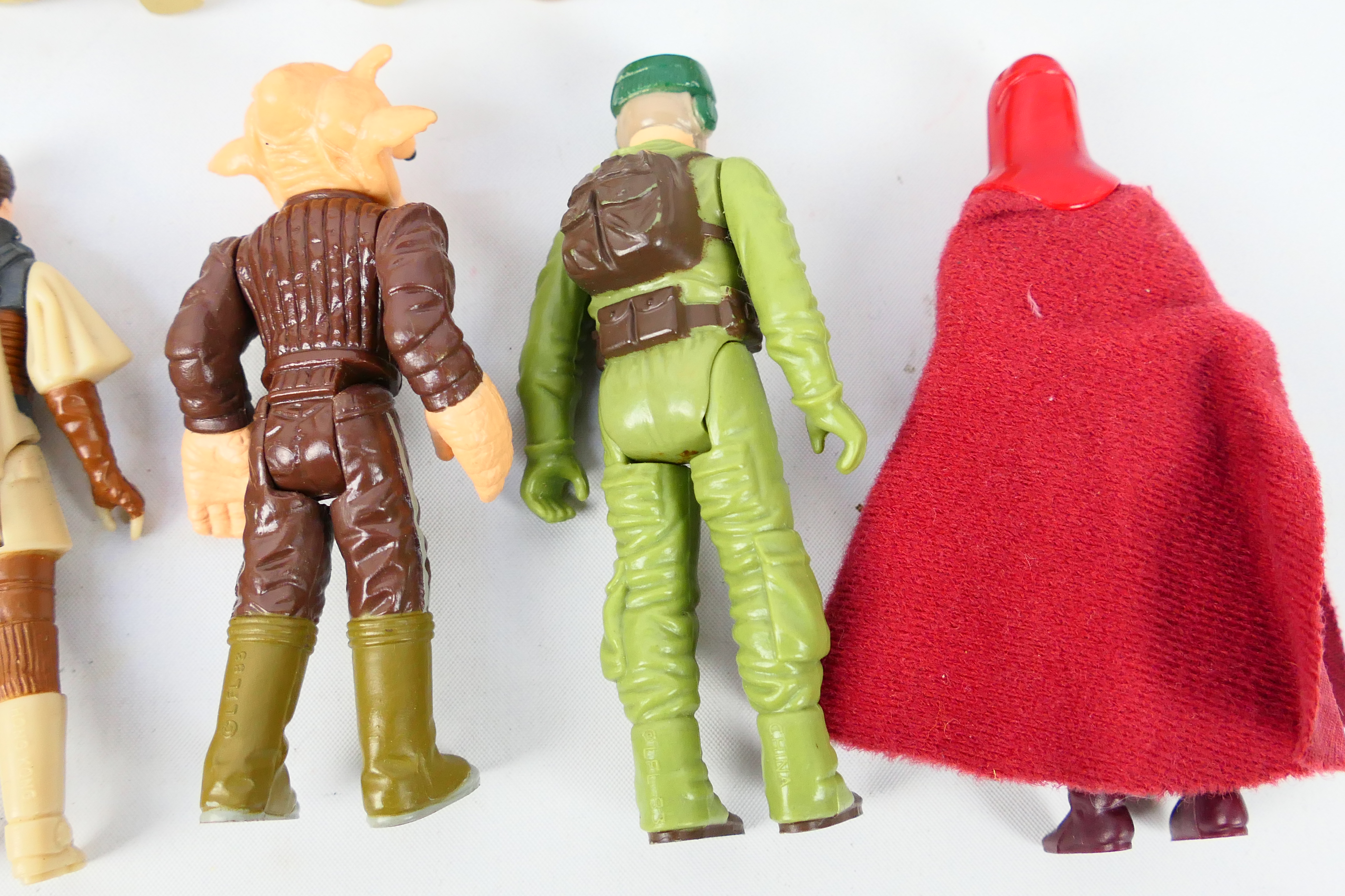 Kenner - Star Wars - A Collection of twelve Vintage Star Wars Figures from 1983 comprising of Chief - Image 8 of 10