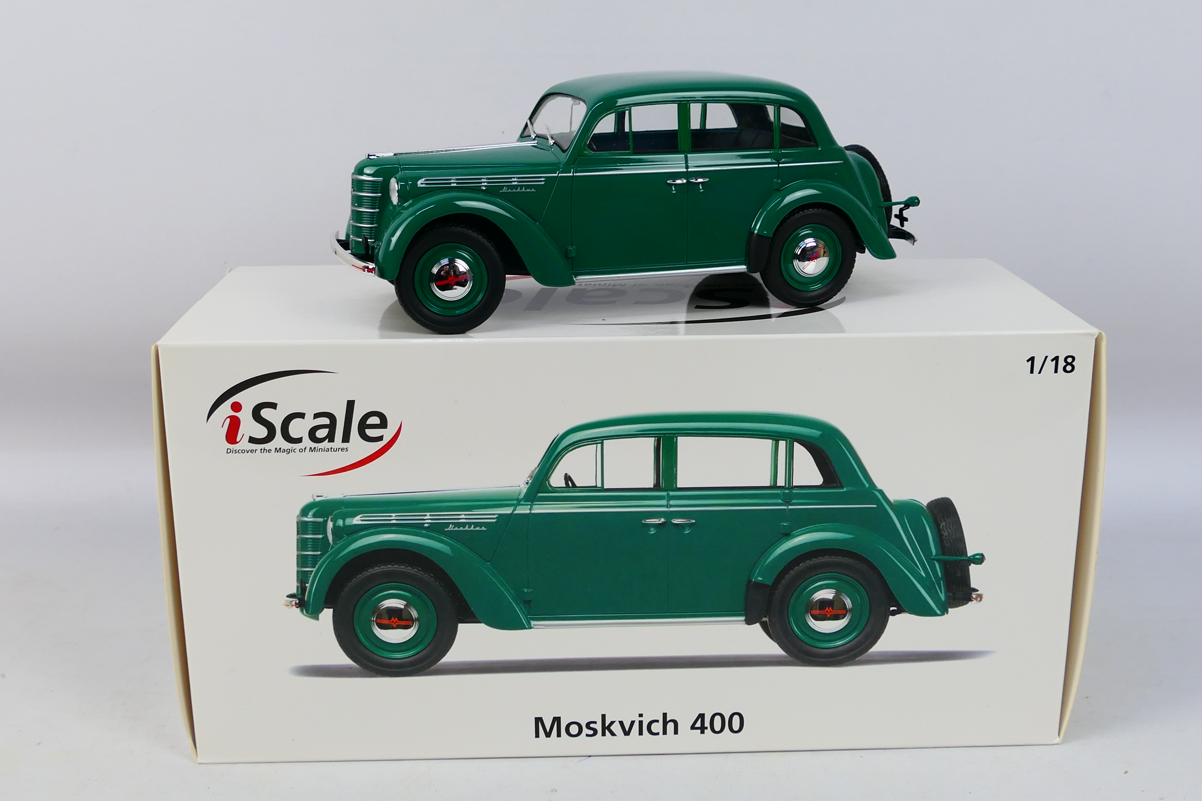 i-Scale - A boxed 1:18 scale i-Scale Moskvich 400.