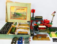 Hornby - A collection of O gauge items including a boxed No.1 Passenger Train set # TS410.
