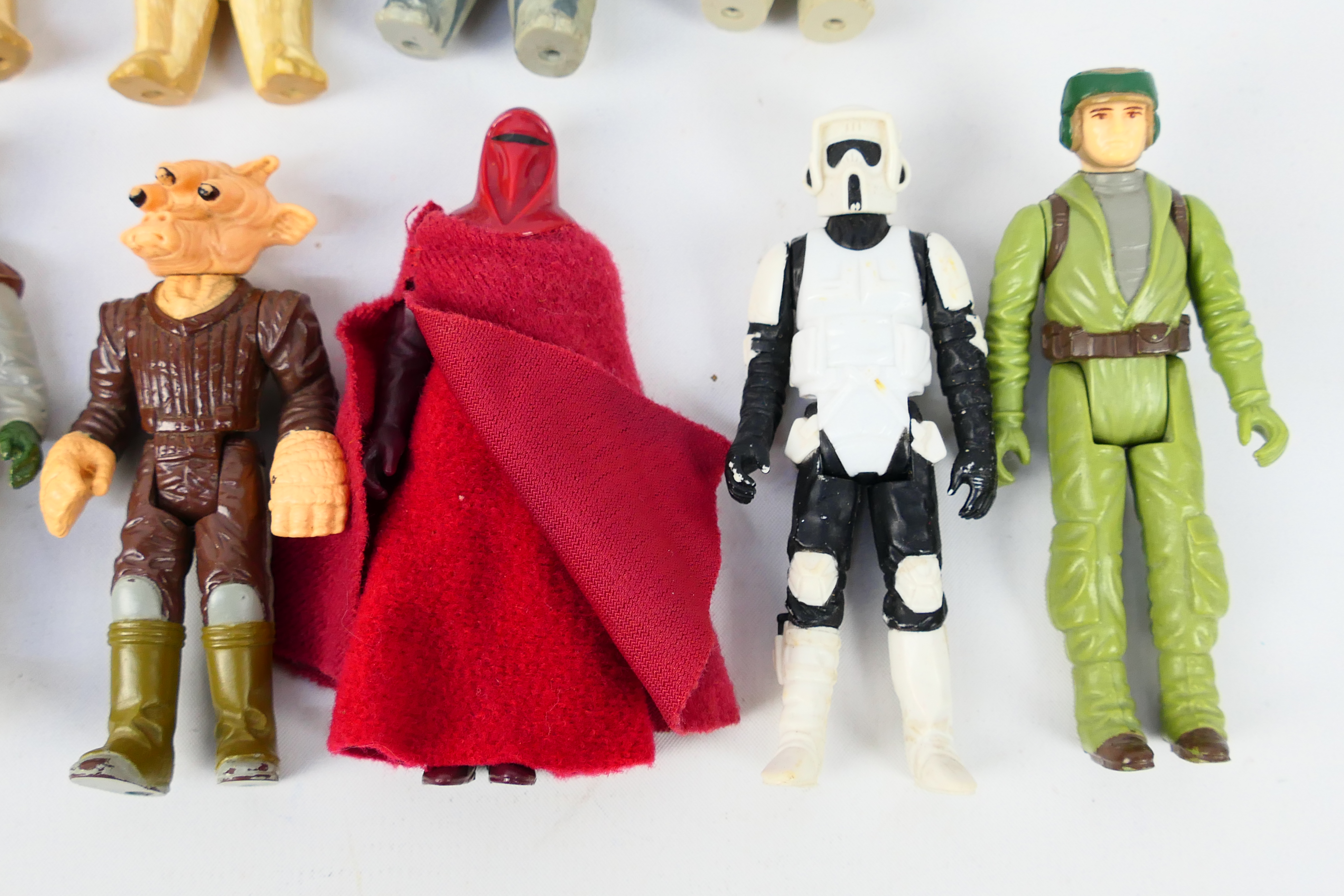 Kenner - Star Wars - A Collection of twelve Vintage Star Wars Figures from 1983 comprising of Chief - Image 11 of 11