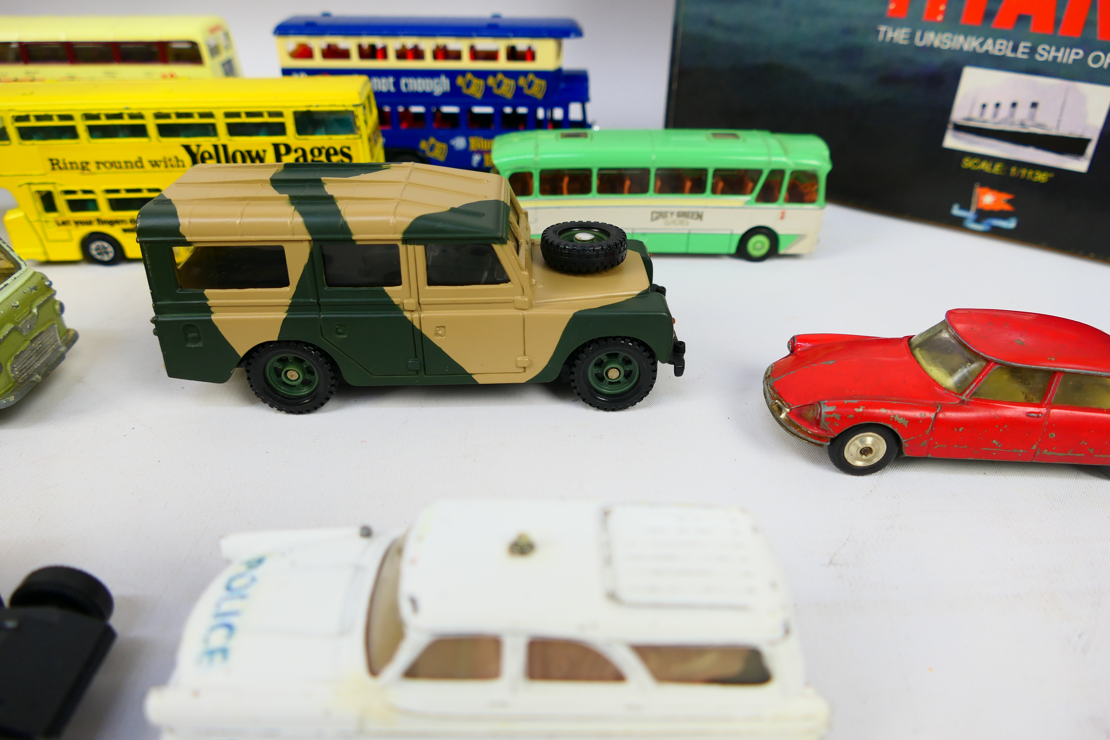 Corgi - EFE - An assortment of unboxed Corgi vehicles in excellent to near mint condition. - Image 14 of 14